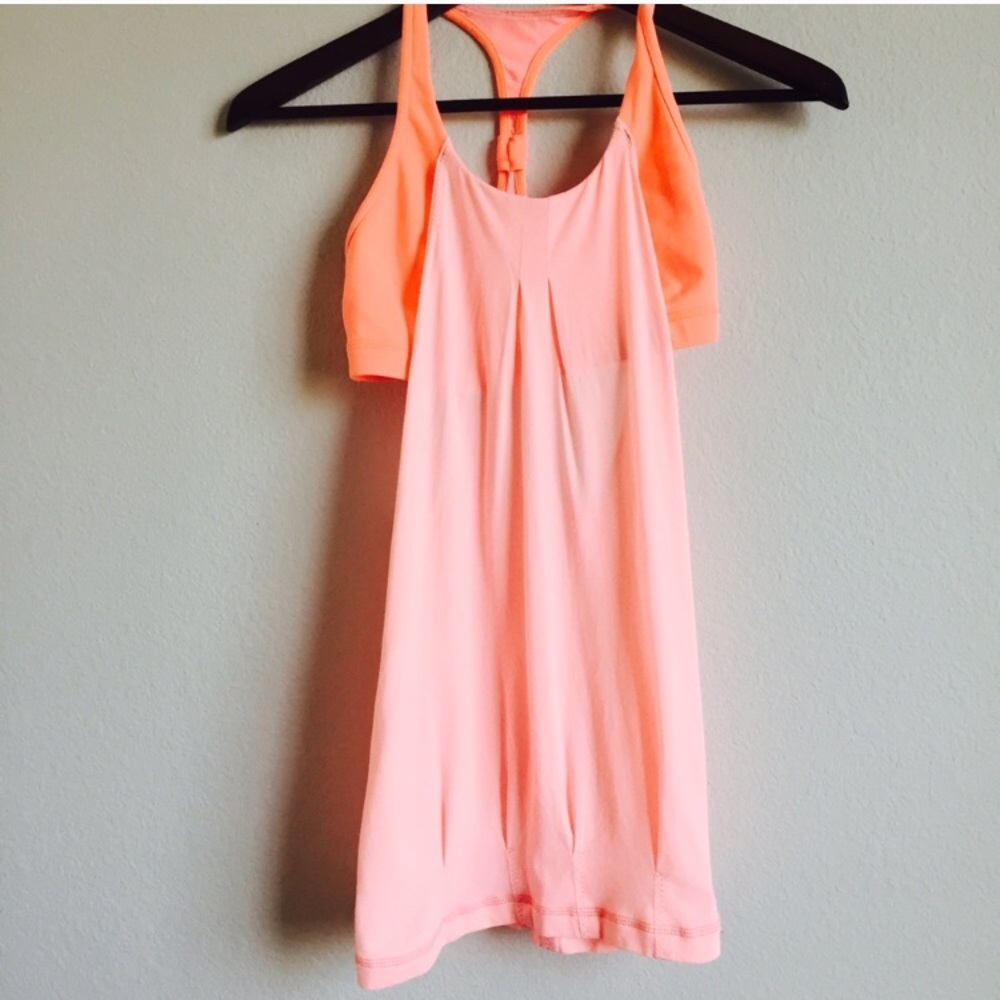 Lululemon tank top with bra attached